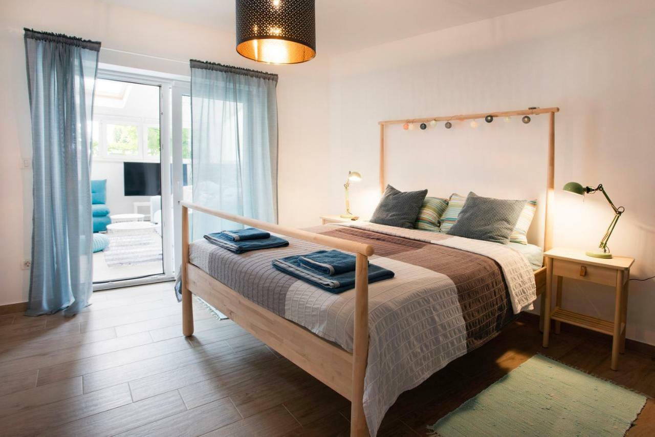 Apartments Nika Crikvenica Ngoại thất bức ảnh