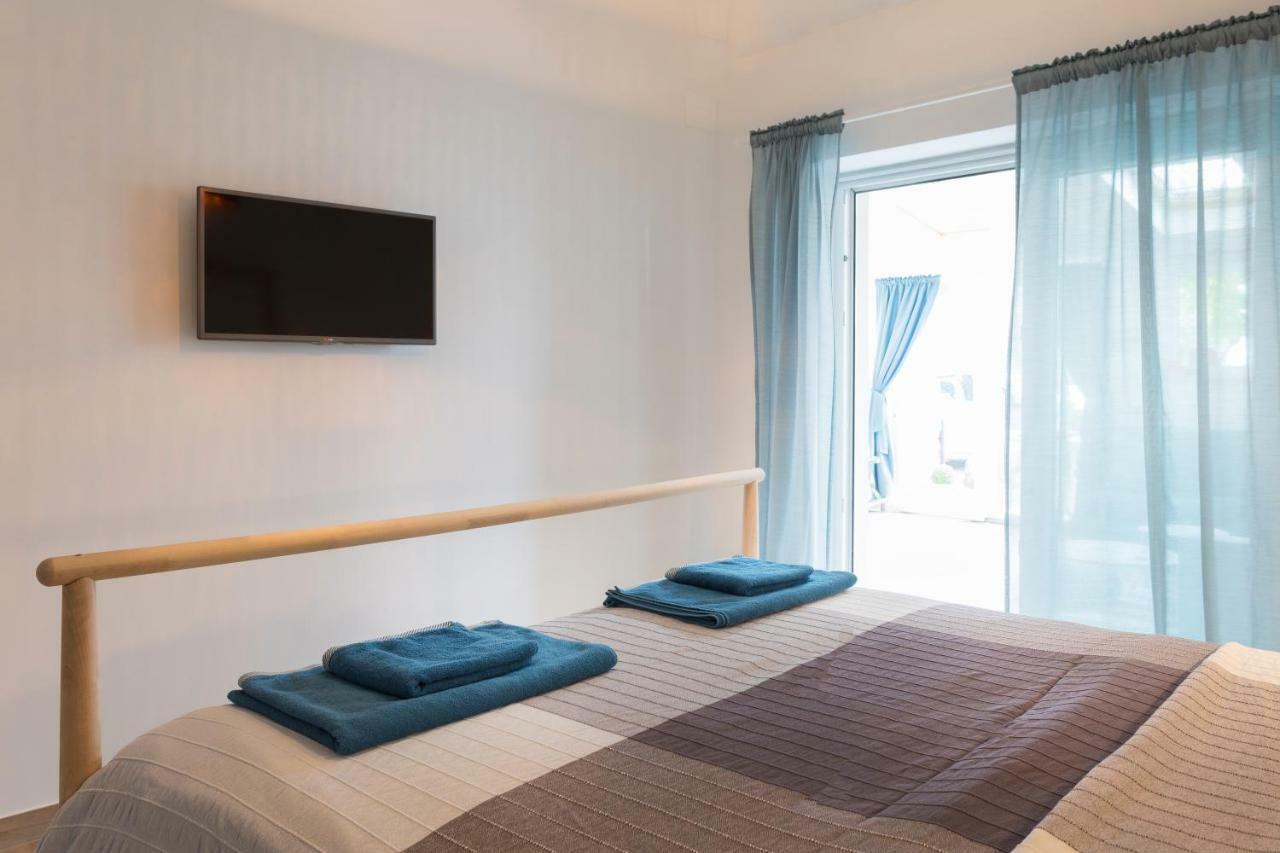 Apartments Nika Crikvenica Ngoại thất bức ảnh