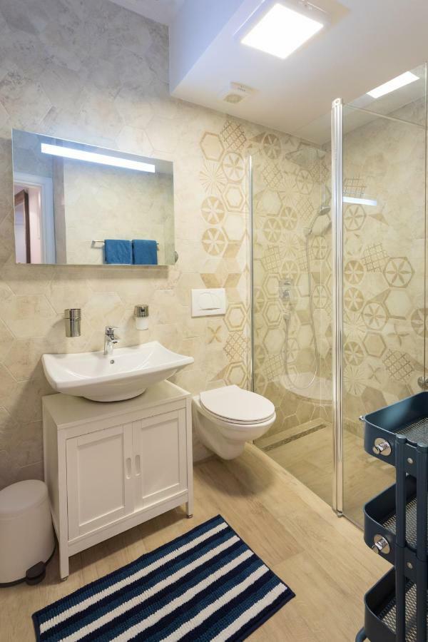 Apartments Nika Crikvenica Ngoại thất bức ảnh