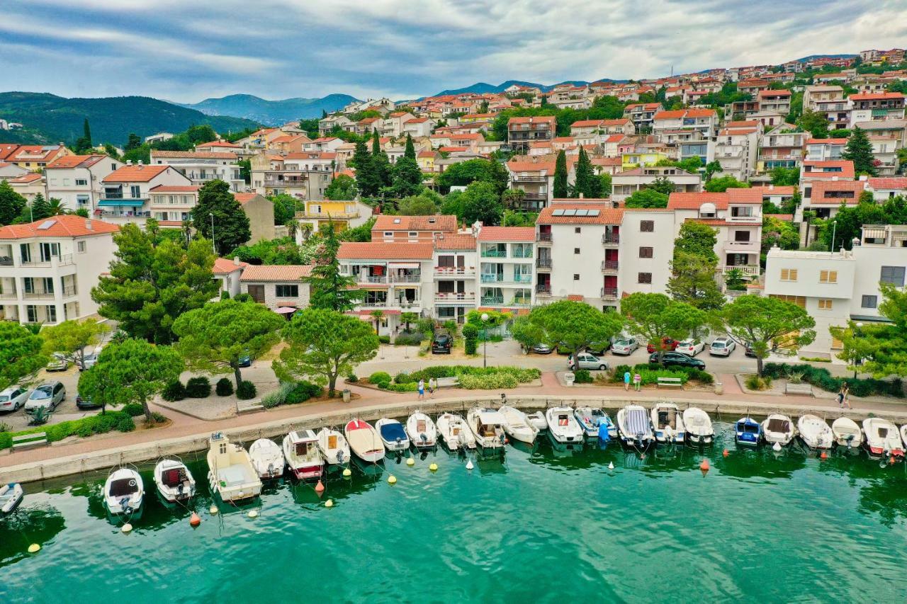 Apartments Nika Crikvenica Ngoại thất bức ảnh