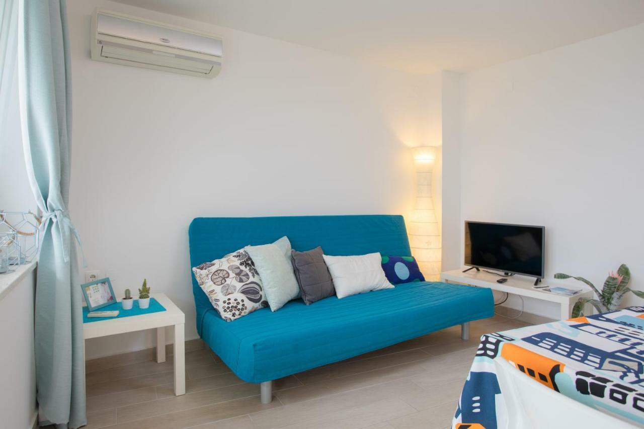 Apartments Nika Crikvenica Ngoại thất bức ảnh