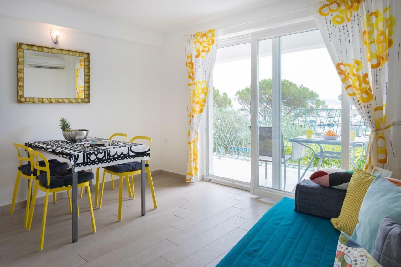Apartments Nika Crikvenica Ngoại thất bức ảnh
